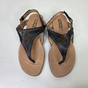 Pikolinos Black and Tan Women's Thong Sandals Lazer Cut-out